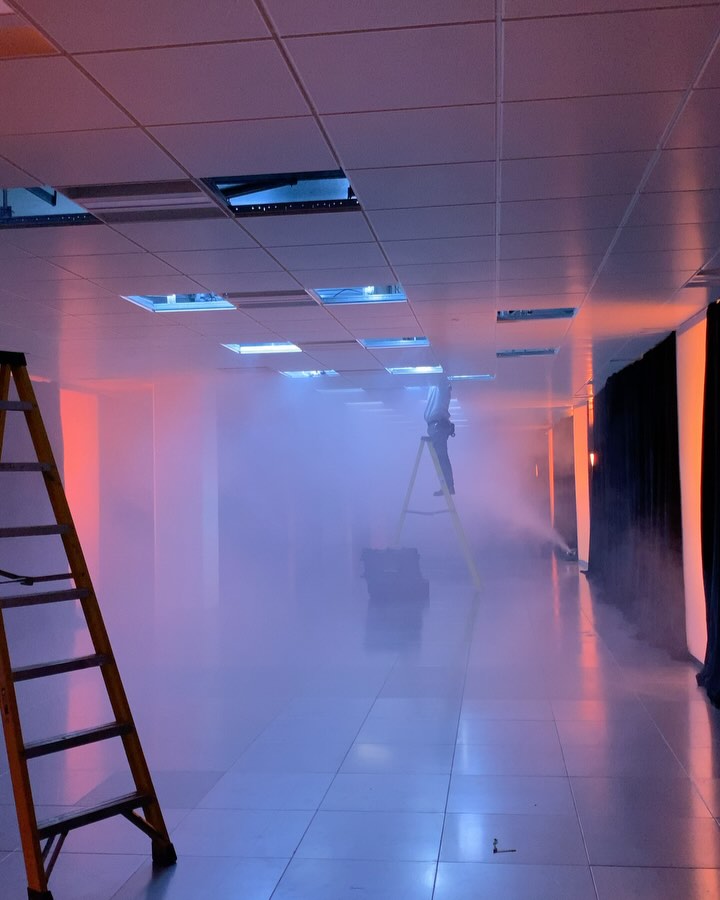 Work by Henry Dean, Director, in Londres