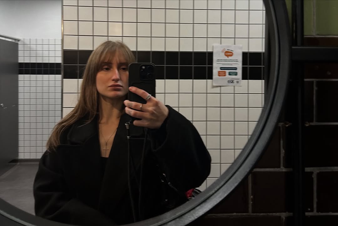 Work by Anastásia Aleksashyna, Modeontwerper, in Londen