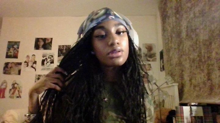 Work by Nue, Estilista, in Londres