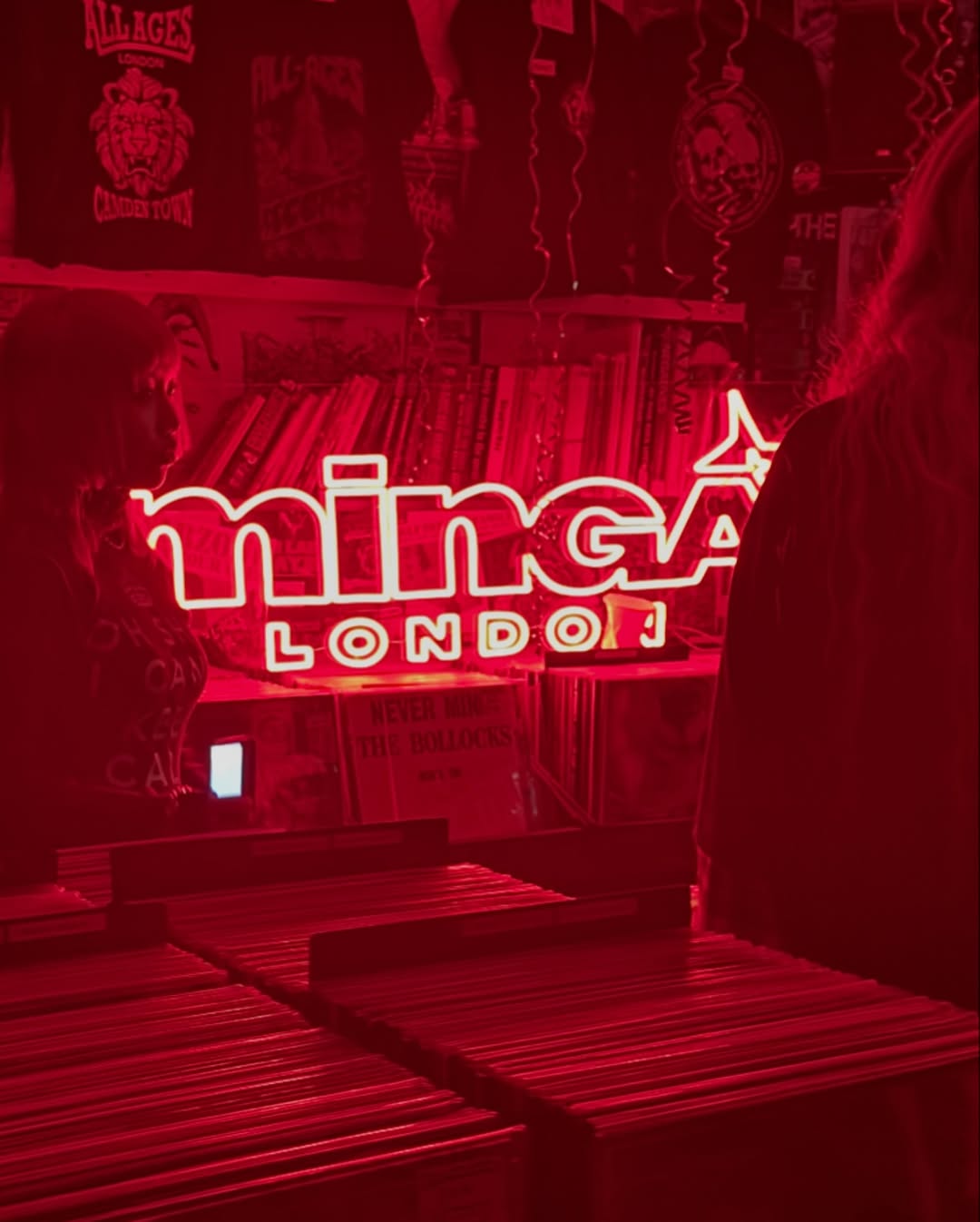 Work by mistura-adeola :), Modelo, in Londres