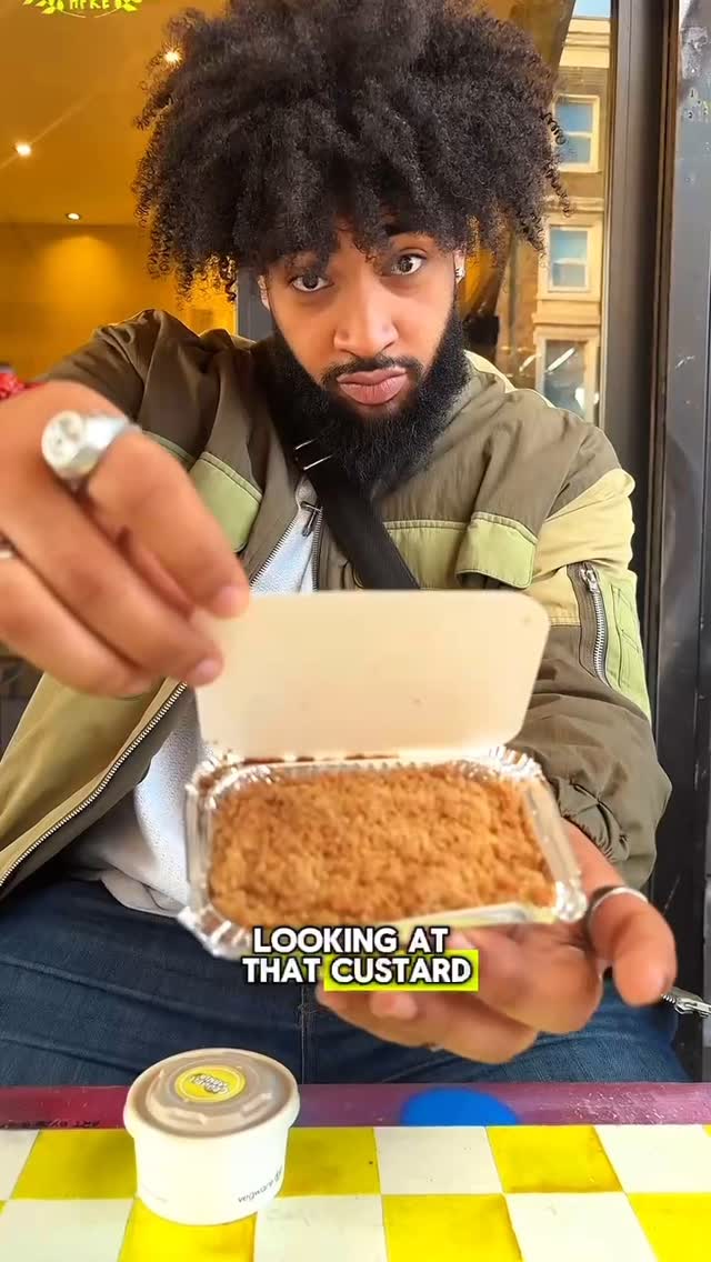 Work by Joshua Aketse-entsie, Directeur, in Londen