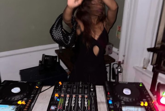 Work by Tiana Hsu, Estilista, in Londres