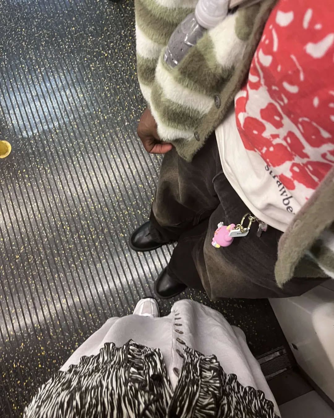 Work by ᶜʰᶦˢᵒᵐ, Modelo, in Londres