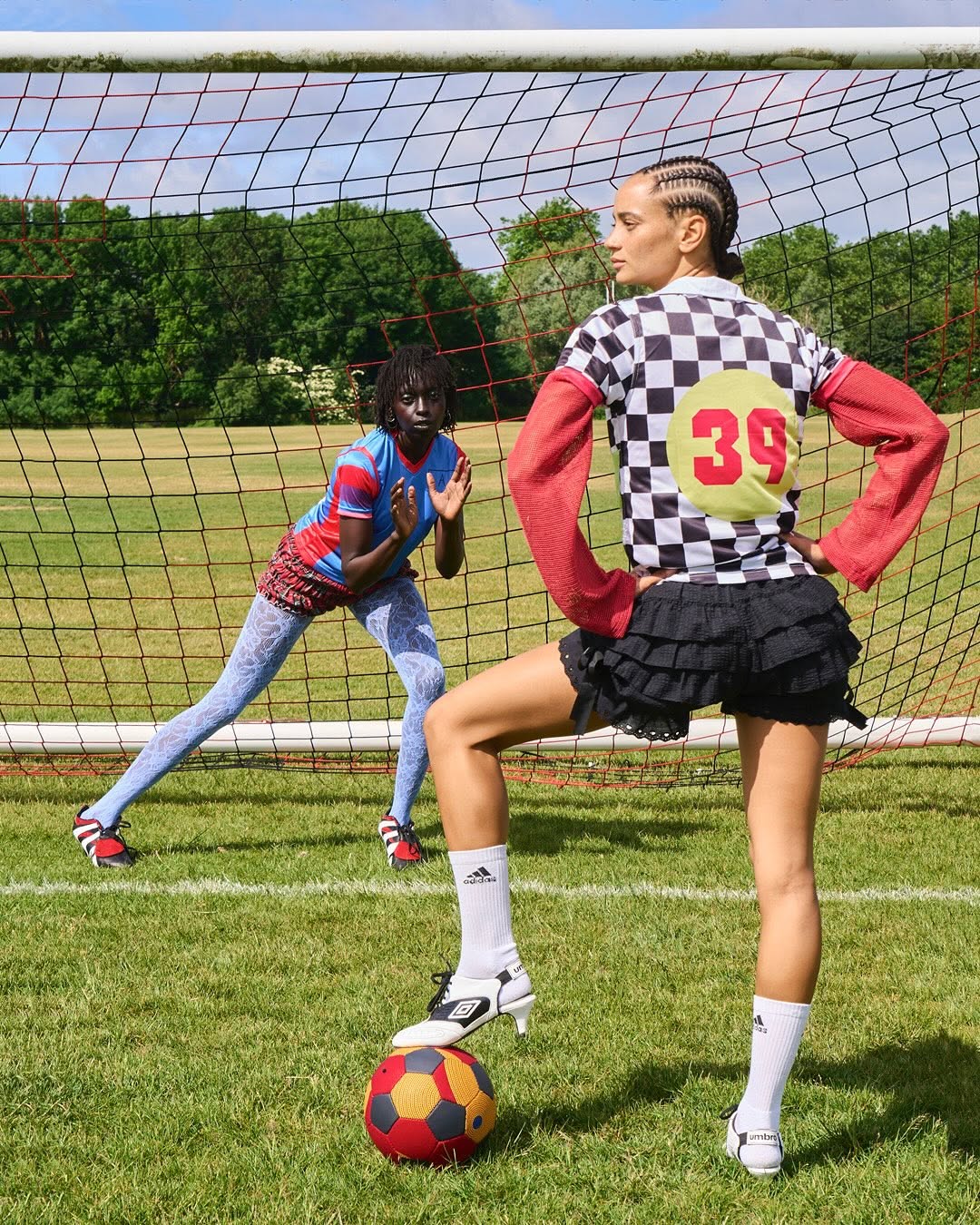 Work by Akuc Bol, Modelo, in Londres