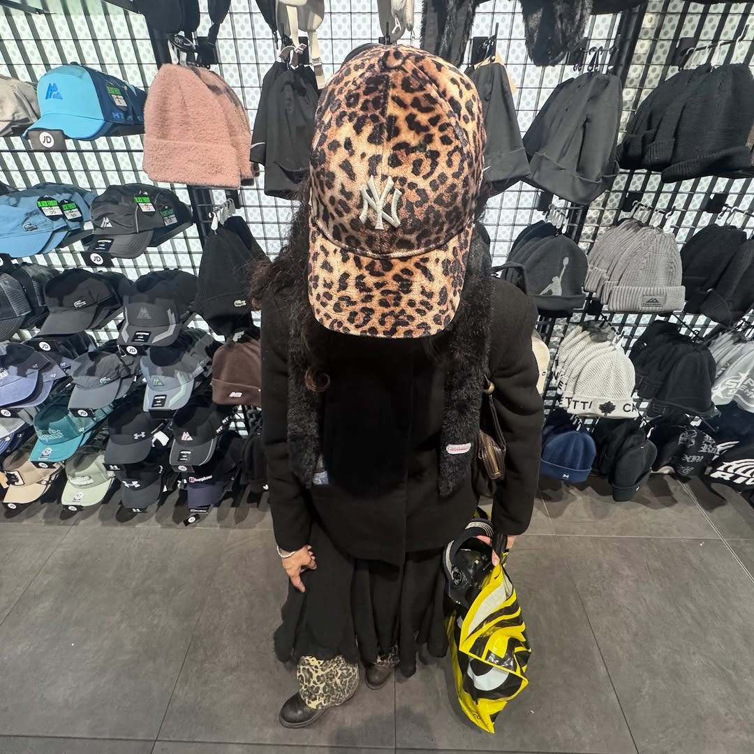 Work by Tonya Elizabeth, Art Director, in Londen