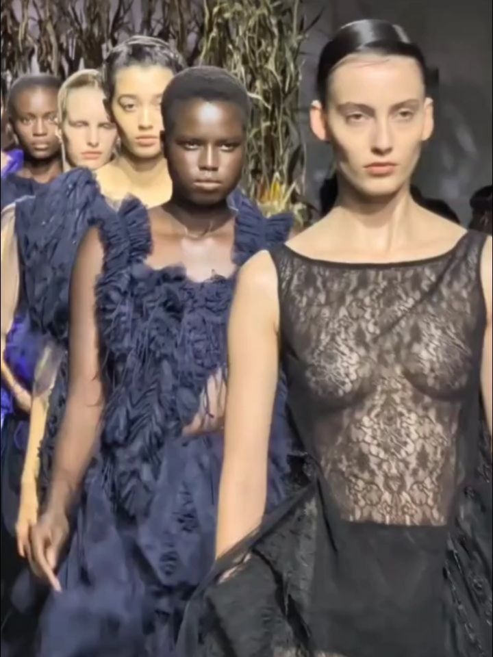 Work by Faith-Melody, Estilista de Cabello, in Londres